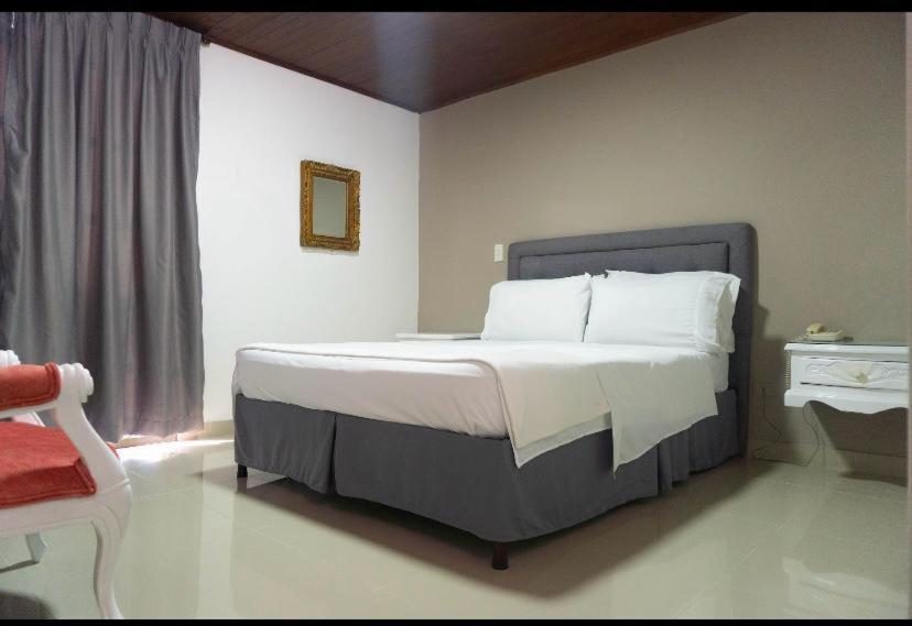 Hotel Suite Santa Rosa Santa Rosa de Cabal Zewnętrze zdjęcie